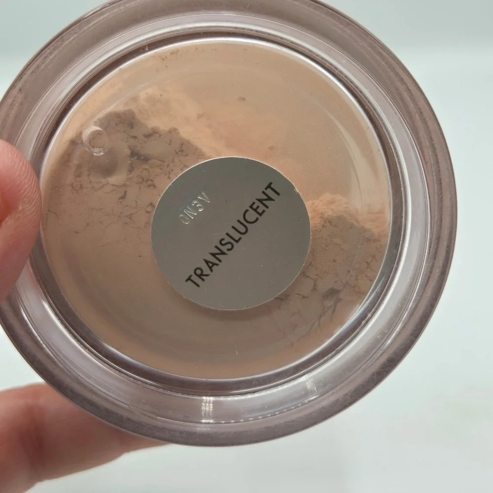 Merle Norman Flawless Effect Loose Powder Translucent Used